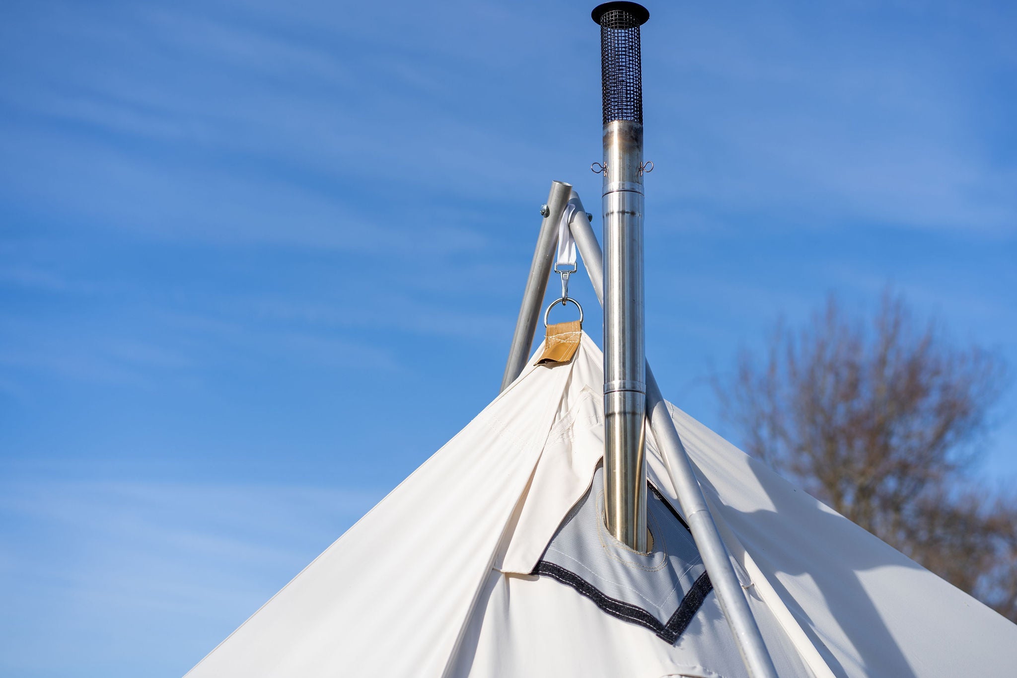 Canvas teepee outlet tent with stove